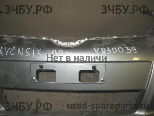 Toyota Avensis 3 Бампер передний