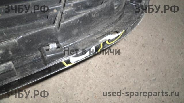 KIA Sportage 3 Решетка радиатора