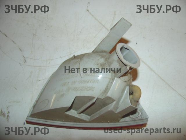 Ford Focus 2 Фонарь задний в бампер правый