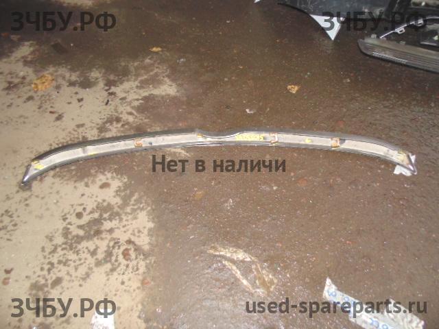 Toyota Camry 7 (V50) Молдинг капота