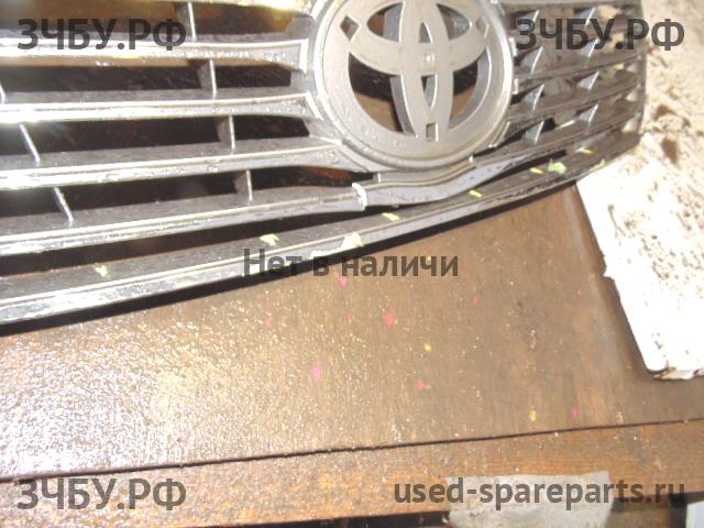 Toyota Camry 7 (V50) Решетка радиатора