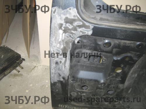 Mitsubishi Pajero/Montero 4 Дверь багажника