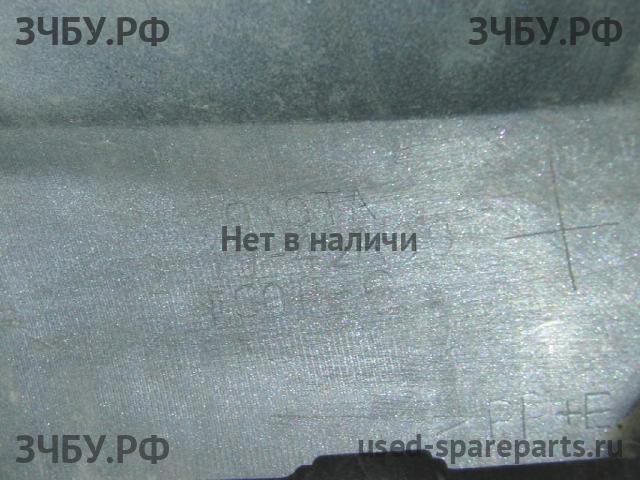 Toyota RAV 4 (4) Бампер передний