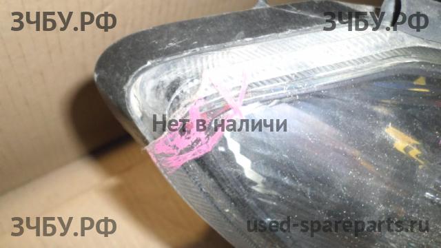Toyota RAV 4 (3) Фара правая