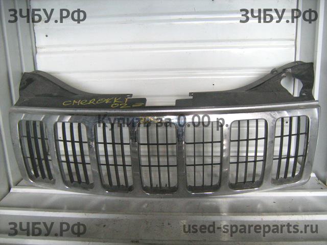 Jeep Cherokee 2 Решетка радиатора