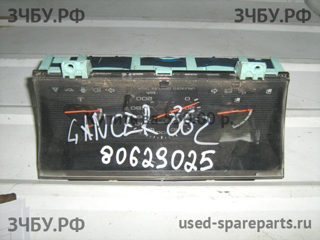 Mitsubishi Lancer 3 Панель приборов