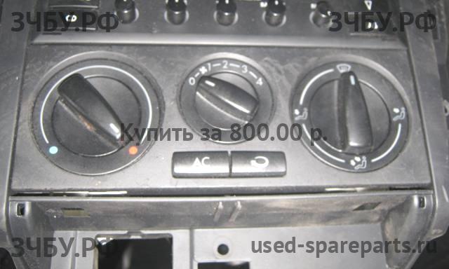 Volkswagen Jetta 4/Bora [1J2] Блок управления печкой