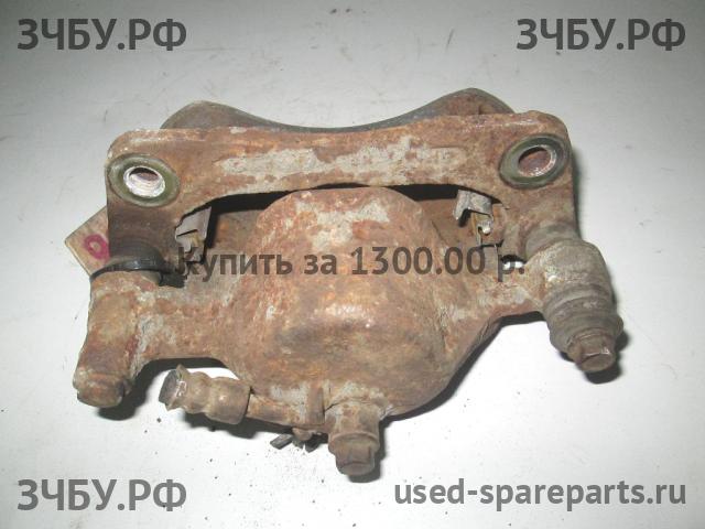 Hyundai Getz Суппорт передний правый (в сборе со скобой)