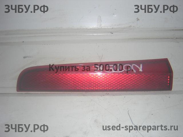 Nissan Note 1 (E11) Отражатель