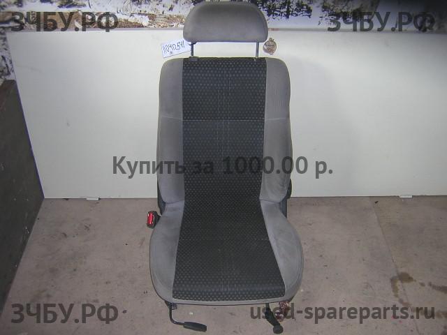 Rover 400 Tourer (XW) Сиденье