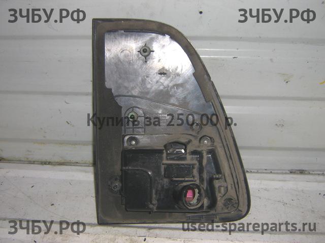 Toyota Land Cruiser 100 Фонарь правый