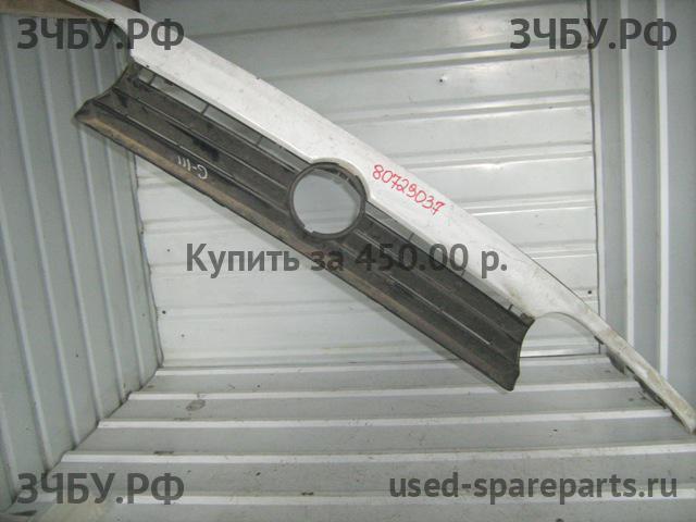 Volkswagen Golf 3 Решетка радиатора