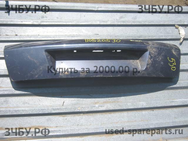 Citroen C4 Picasso (1) Накладка на крышку багажника
