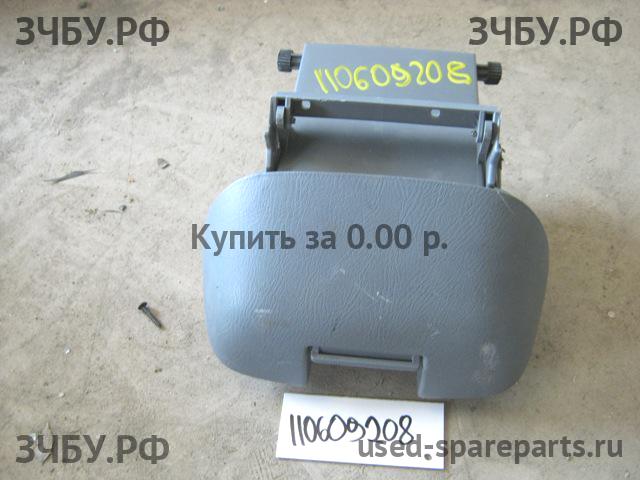 Honda CR-V 1 Бардачок