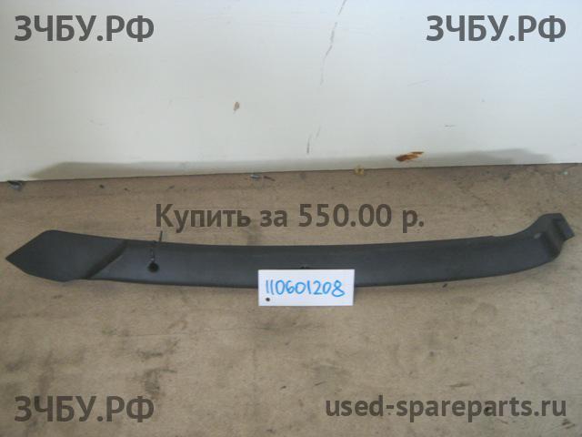 Porsche Cayenne 1 (955/957) Накладка