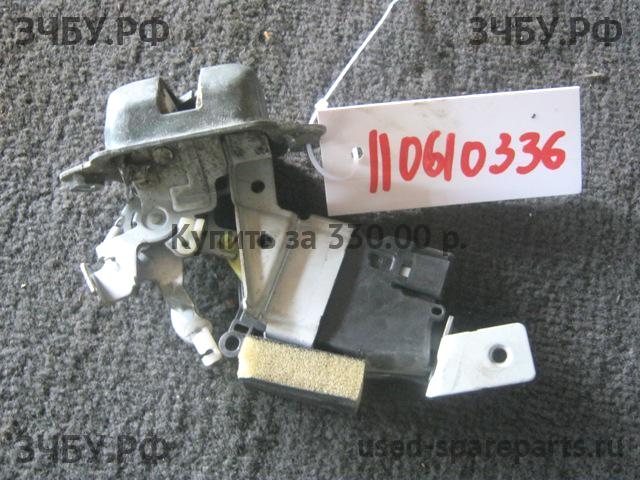 Subaru Legacy Outback 2 (B12) Замок багажника
