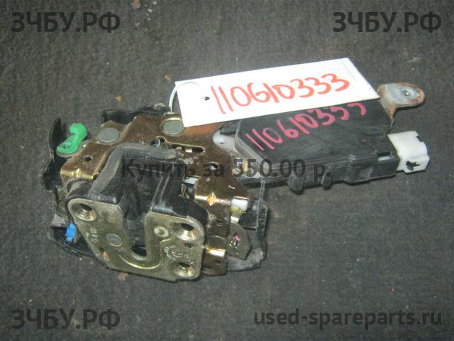 Subaru Legacy Outback 2 (B12) Замок двери передней левой
