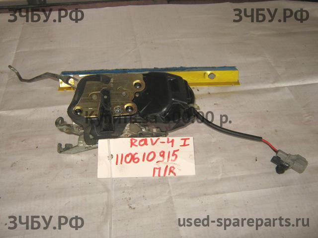 Toyota RAV 4 (1) Замок двери передней правой
