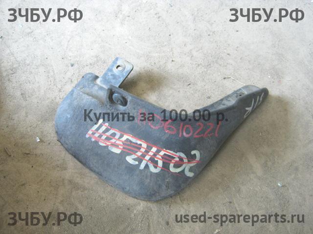 Hyundai Matrix [FC] Брызговик задний правый