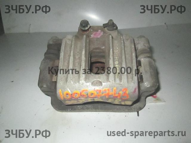 Hyundai Santa Fe 2 (CM) Суппорт задний правый (в сборе со скобой)