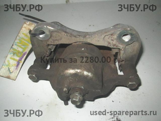 Hyundai Matrix [FC] Суппорт передний правый (в сборе со скобой)