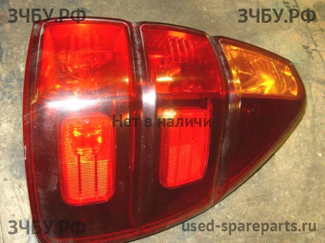 Lexus GX (1) 470 Фонарь правый