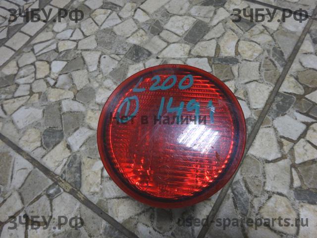 Mitsubishi L200 (4)[KB] Фонарь задний в бампер левый