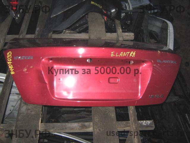 Hyundai Elantra 1 Крышка багажника