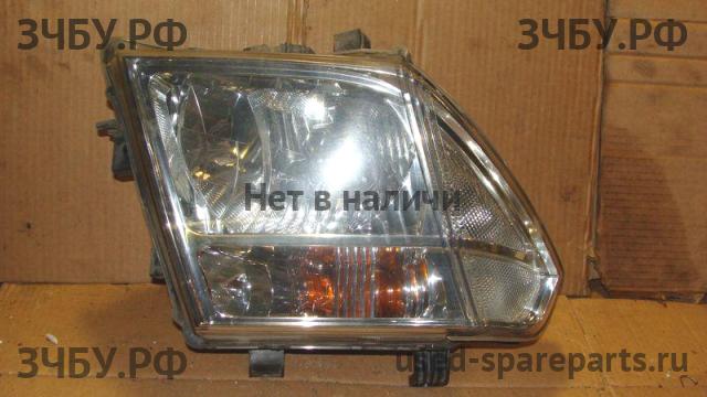 Nissan Pathfinder 2 (R51) Фара правая