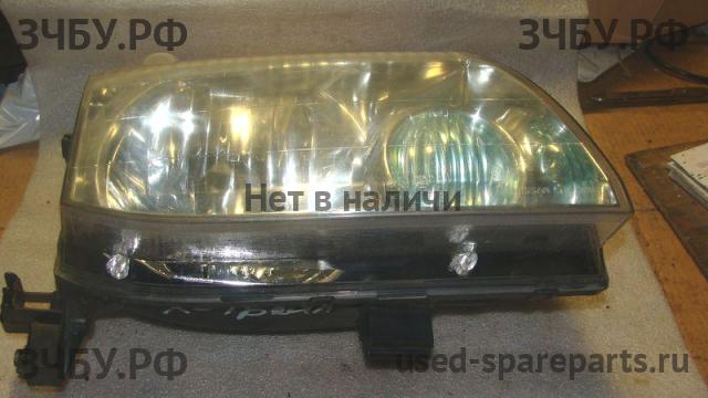 Nissan X-Trail 1 (T30) Фара правая
