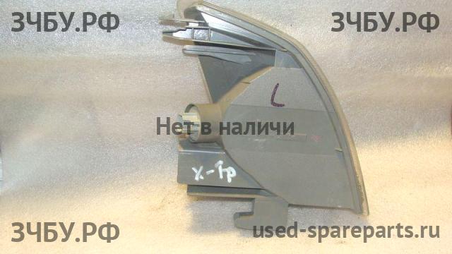 Nissan X-Trail 1 (T30) Фонарь габаритный