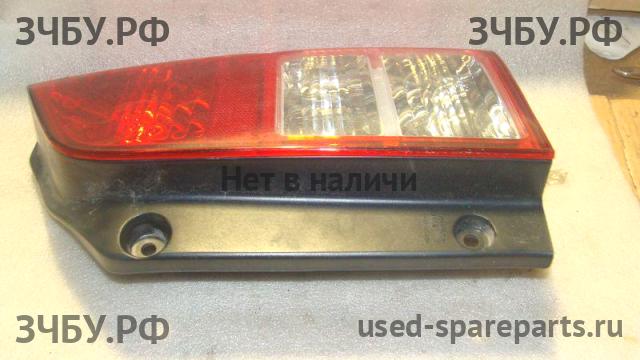 Nissan Pathfinder 2 (R51) Фонарь правый