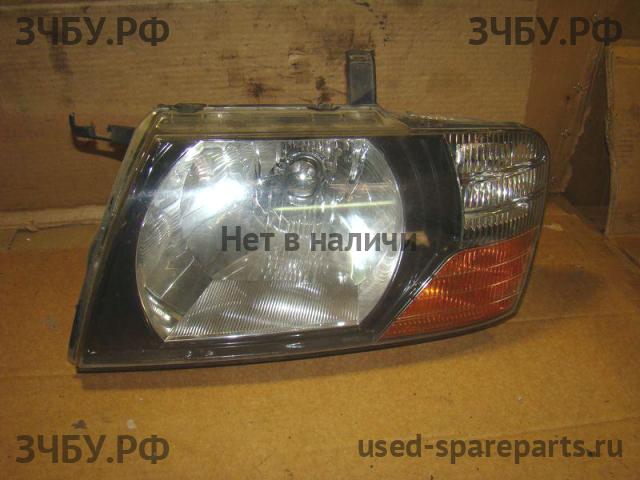 Mitsubishi Pajero/Montero 3 Фара левая