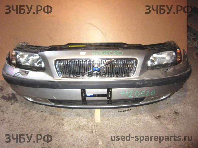 Volvo V70 (2) Бампер передний
