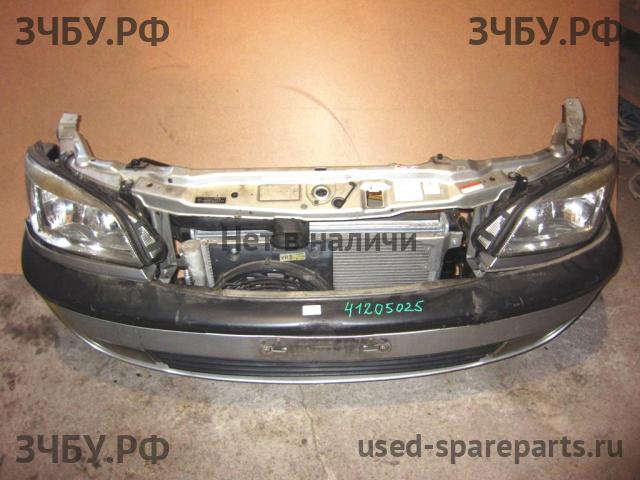 Opel Zafira A Бампер передний