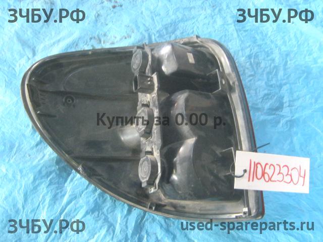 Chrysler Voyager/Caravan 4 Фонарь правый