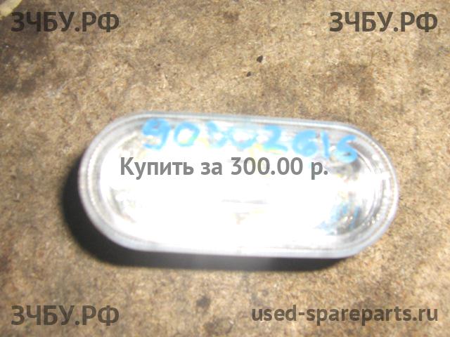 Volkswagen Passat B5 Указатель поворота в крыло (повторитель)
