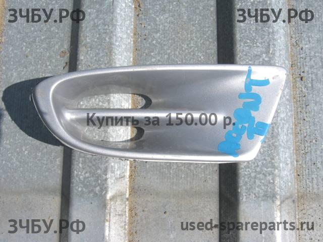 Hyundai Accent 2 Решетка в бампер