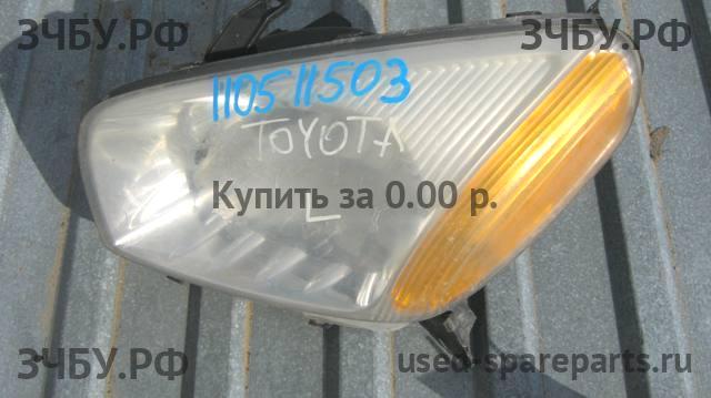 Toyota RAV 4 (2) Фара правая