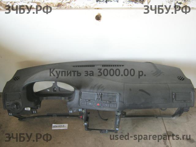 Volkswagen Jetta 4/Bora [1J2] Торпедо