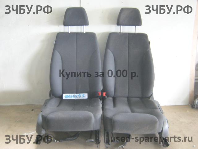 Volkswagen Passat B6 Сиденье