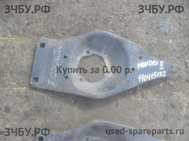 Ford Mondeo 2 Элемент кузова