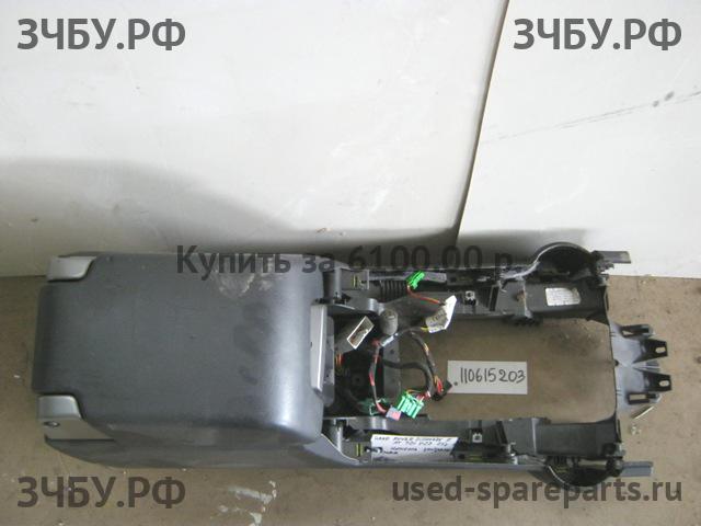 Land Rover Discovery 3 Консоль между сиденьями (Подлокотник)