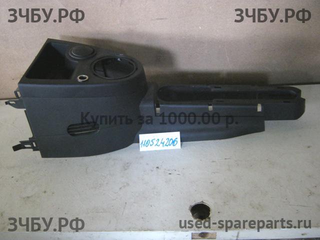 Ford Fiesta 5 Консоль между сиденьями (Подлокотник)