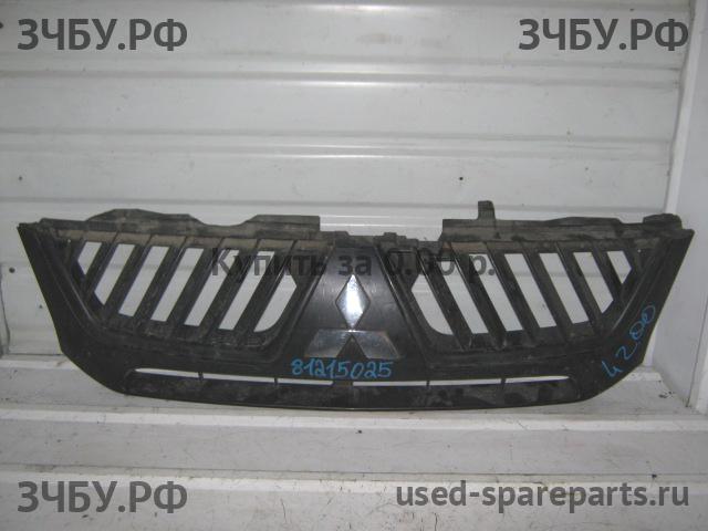 Mitsubishi L200 (3)[K6;K7] Решетка радиатора