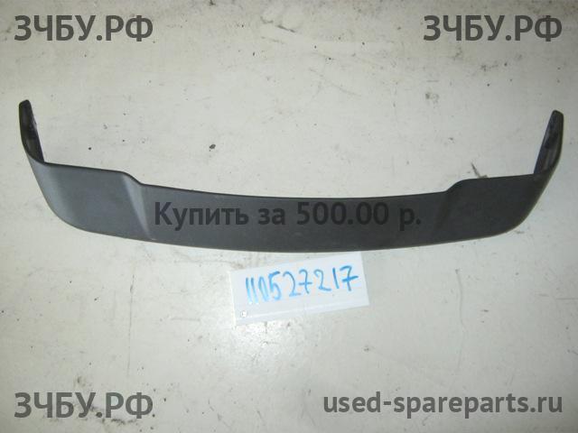 Audi A8 (2) [D3,4E] Пластик салона
