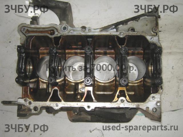 Toyota Avensis 2 Блок двигателя (блок ДВС)