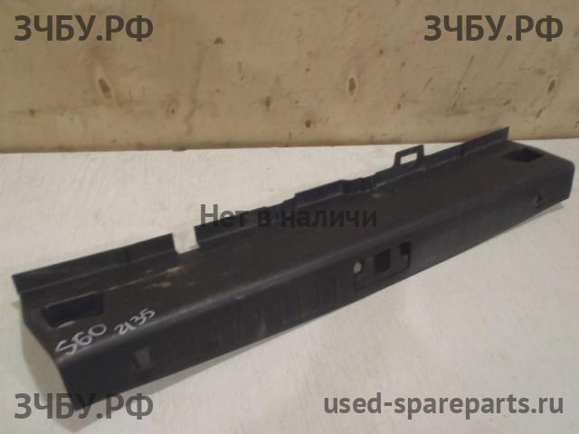 Volvo S60 (2) Накладка задней панели