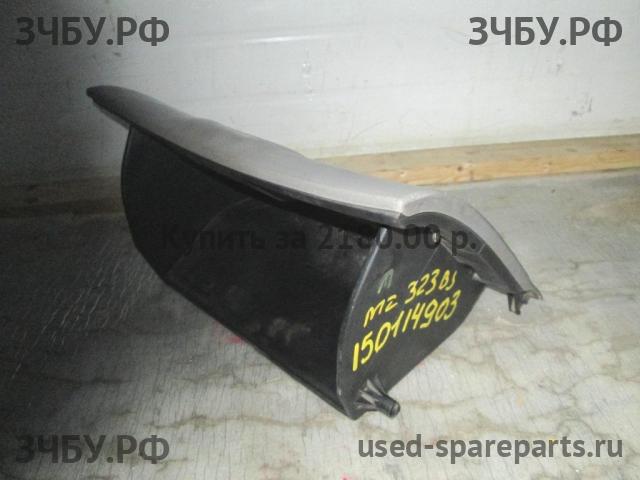 Mazda 323 [BJ] Бардачок