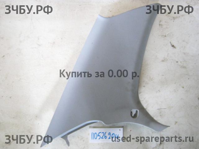 Mitsubishi Lancer 9 [CS/Classic] Накладка стойки задней левой